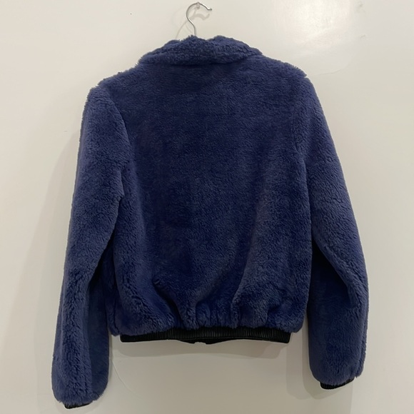 Volcom Fuzzy Fresh Faux Fur Bomber Style Jacket Size Small (4/6) Super Soft! - Picture 14 of 16